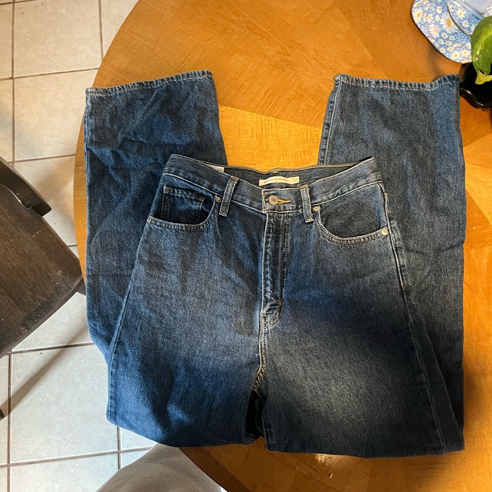 Womens Levi Jeans
